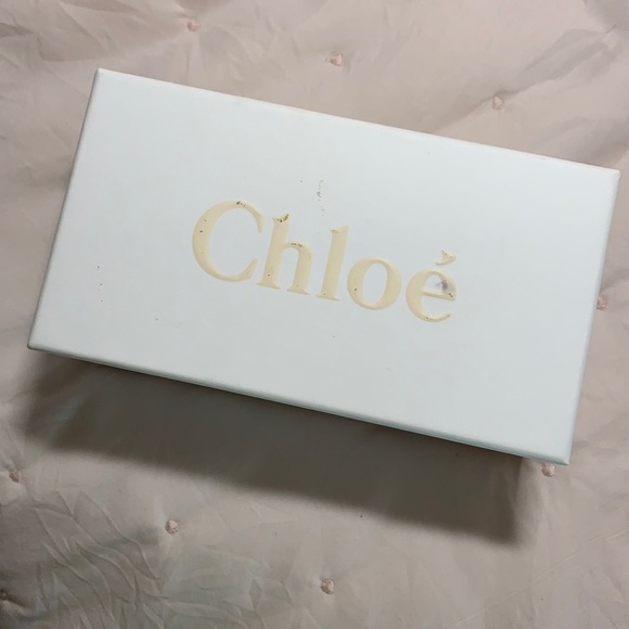 Chloé Sunglasses - Picture 2 of 3